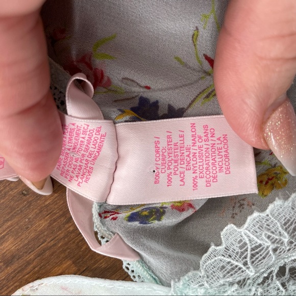 Victoria secret slip dress chemise - Picture 9 of 9